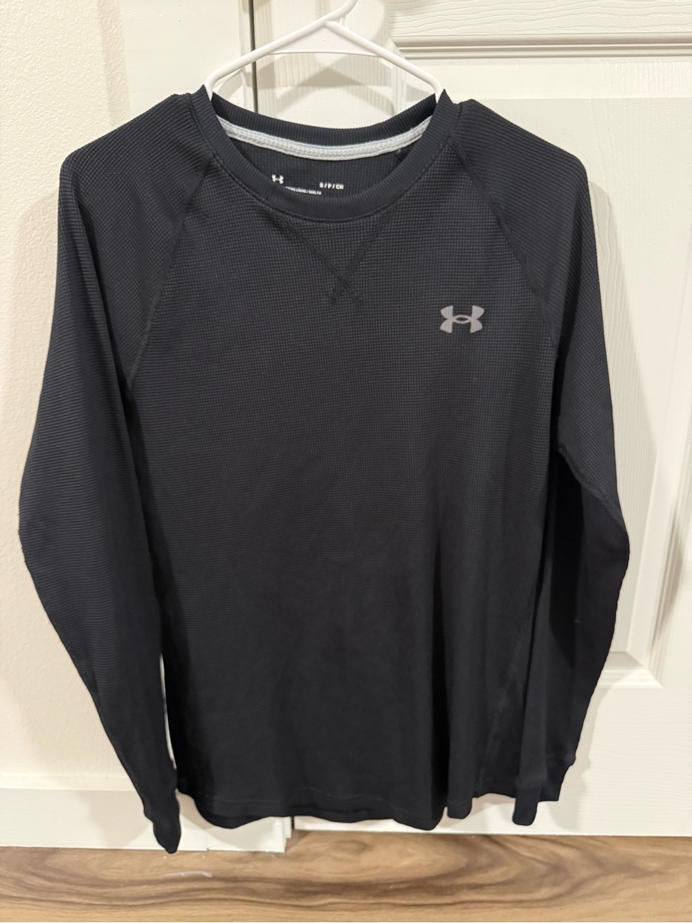 Under Armour Men’s Long Sleeve Crew - Black